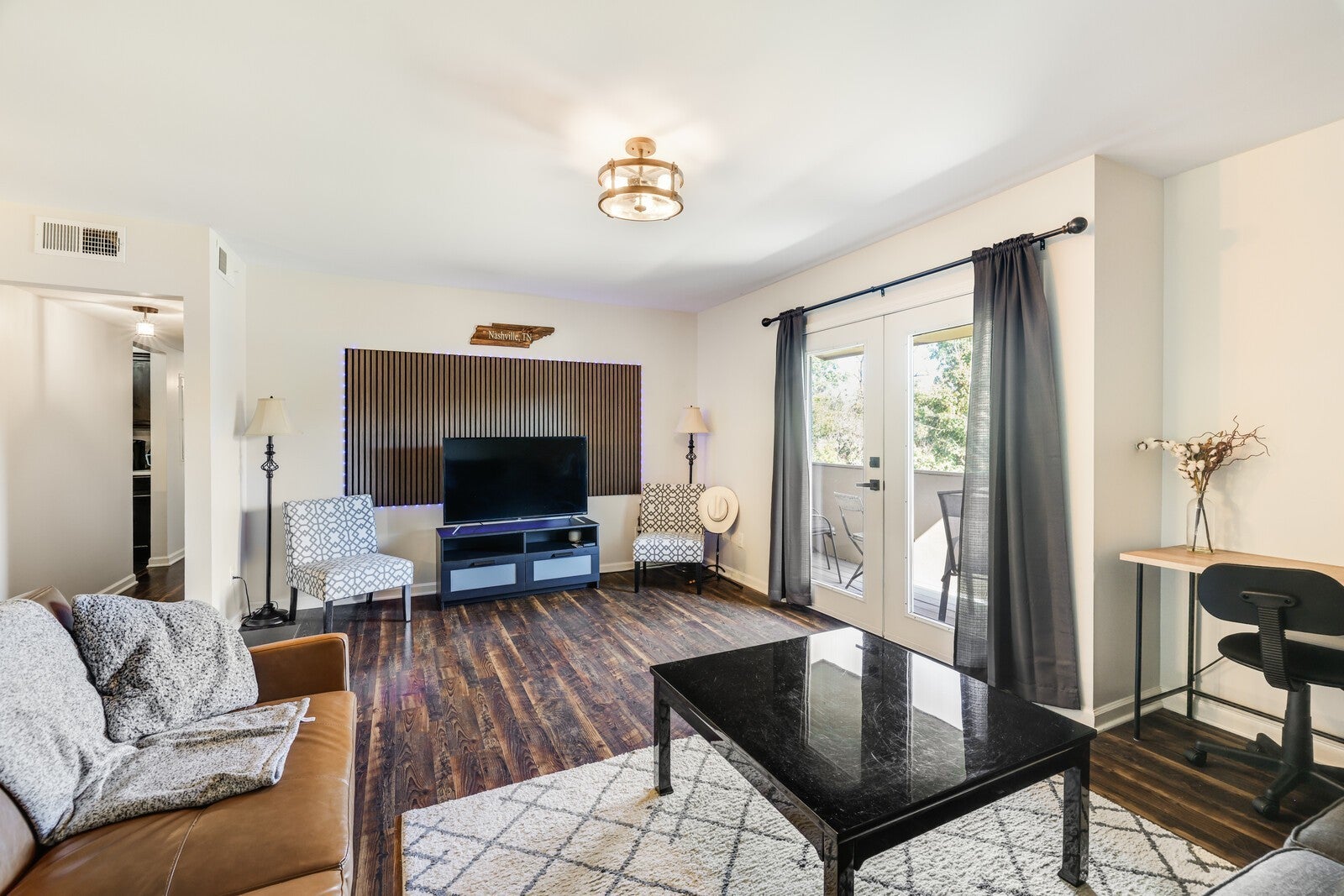 Photo of Listing #3180779