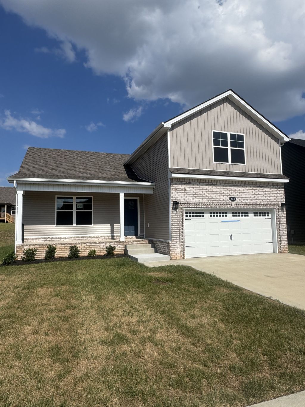 348 Cardinal Creek, Clarksville