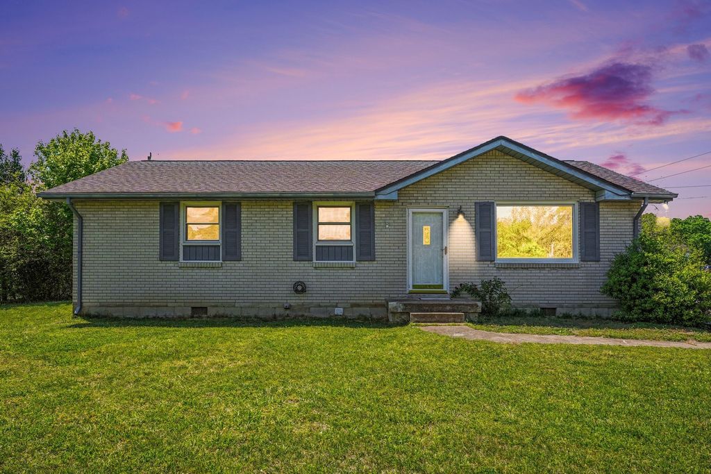 1404 Alton Dr, Pleasant View