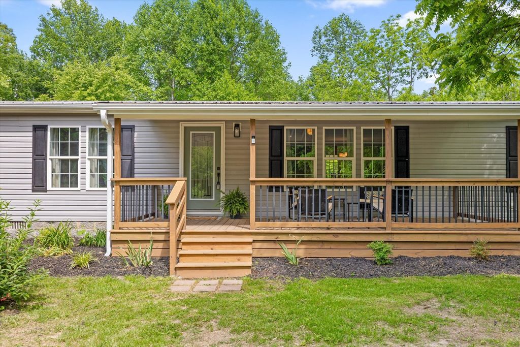 96 Morrison Rd, Gruetli Laager