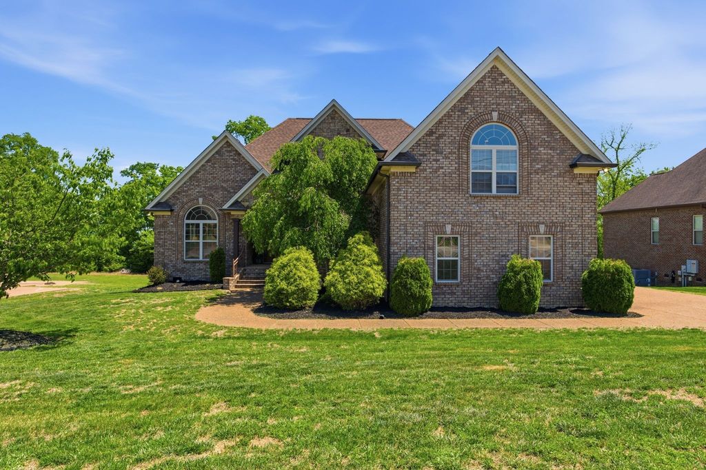 316 Ironwood Cir, Gallatin