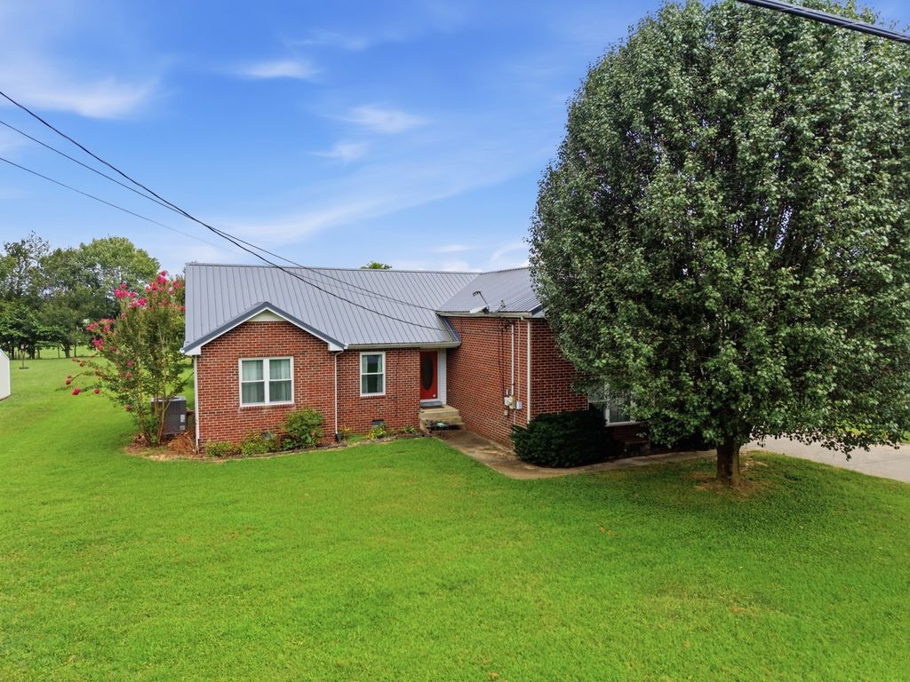 1705 Hunt Ln, Pleasant View