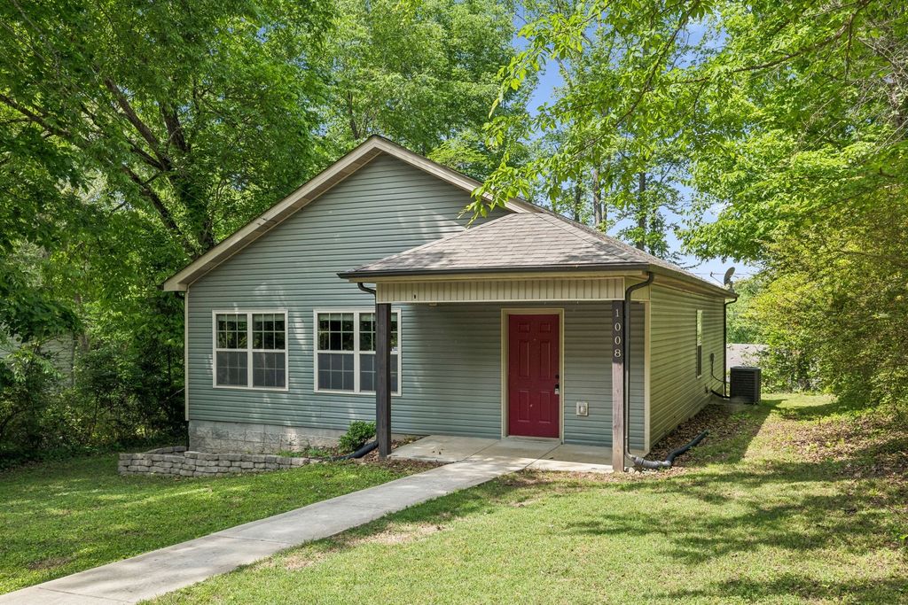 1008 Swift Dr, Clarksville