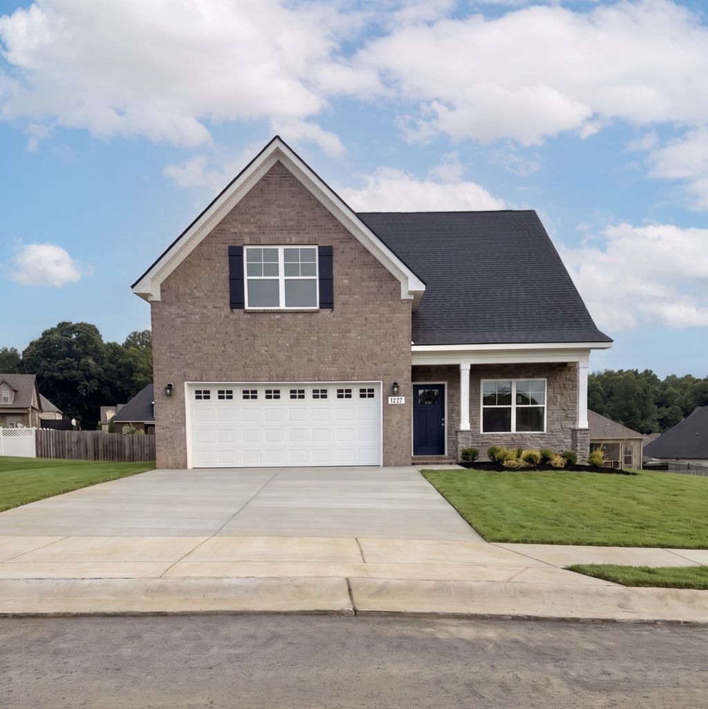 1227 Amber Hills Drive, Ashland City