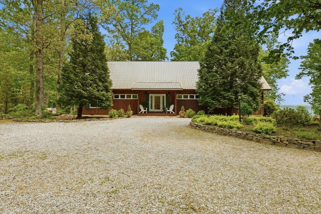 1233 Oliver Dr, Monteagle
