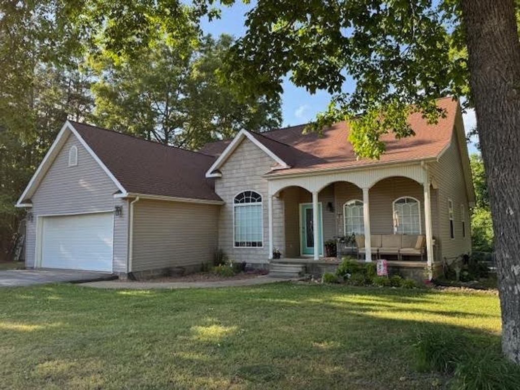 173 Mitchell St, Hohenwald