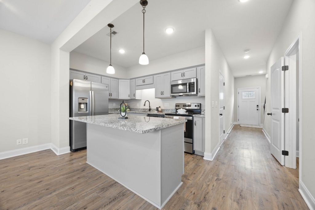 326 Fallow Cir, Clarksville