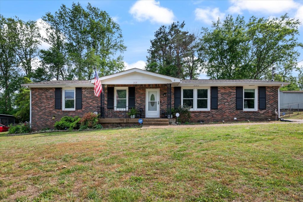 208 Bass Dr, Mount Juliet