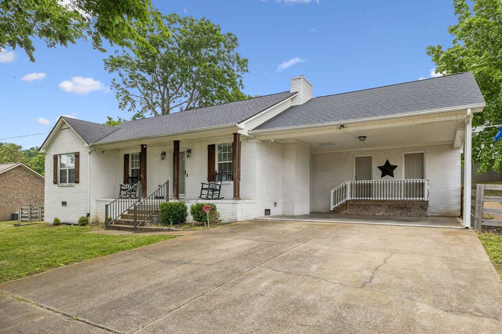 103 Edgewood Ave, Mount Pleasant