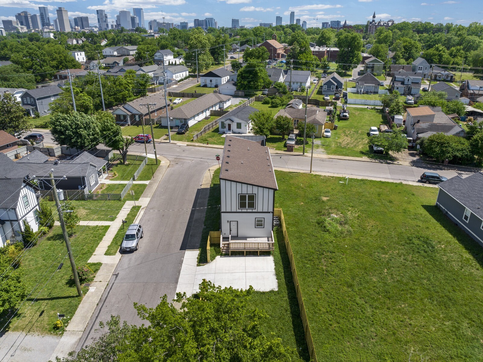 Photo for MLS 3183841 in 1700 Underwood St Nashville, TN - 37208