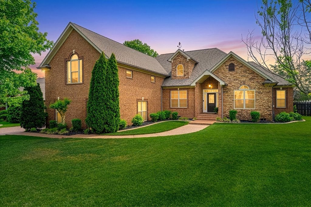 815 Tall Oak Trl, Mount Juliet