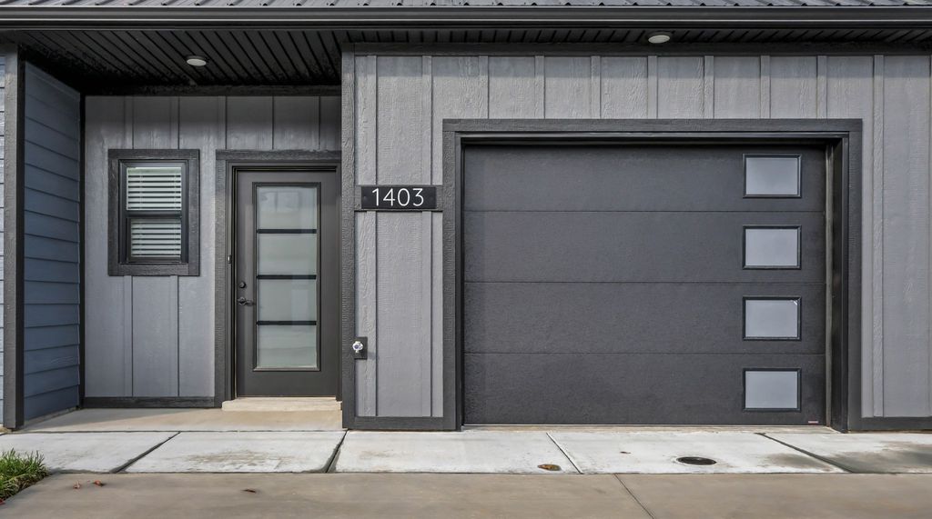 1406 Jonathan Wade Circle, Clarksville