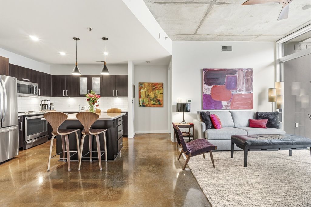 600 12th Ave S 815, Nashville