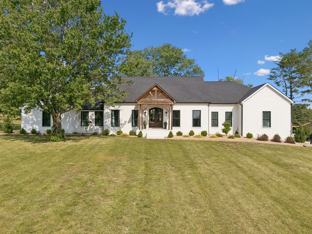 418 Rutherford Ln, Columbia