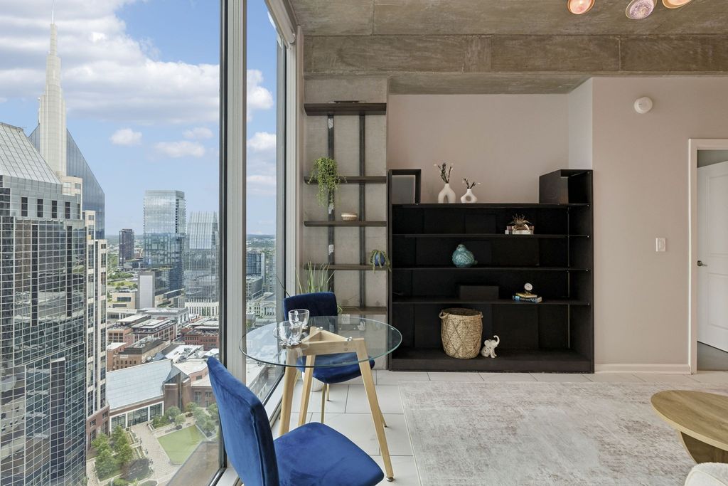 415 Church St 2413, Nashville