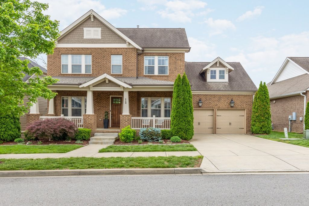 110 Ashington Cir, Hendersonville