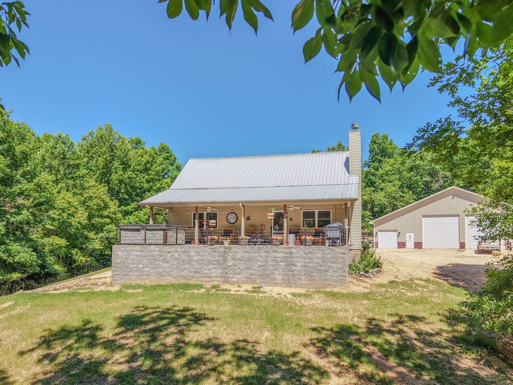 1211 Bundrant Hollow Rd, Waynesboro