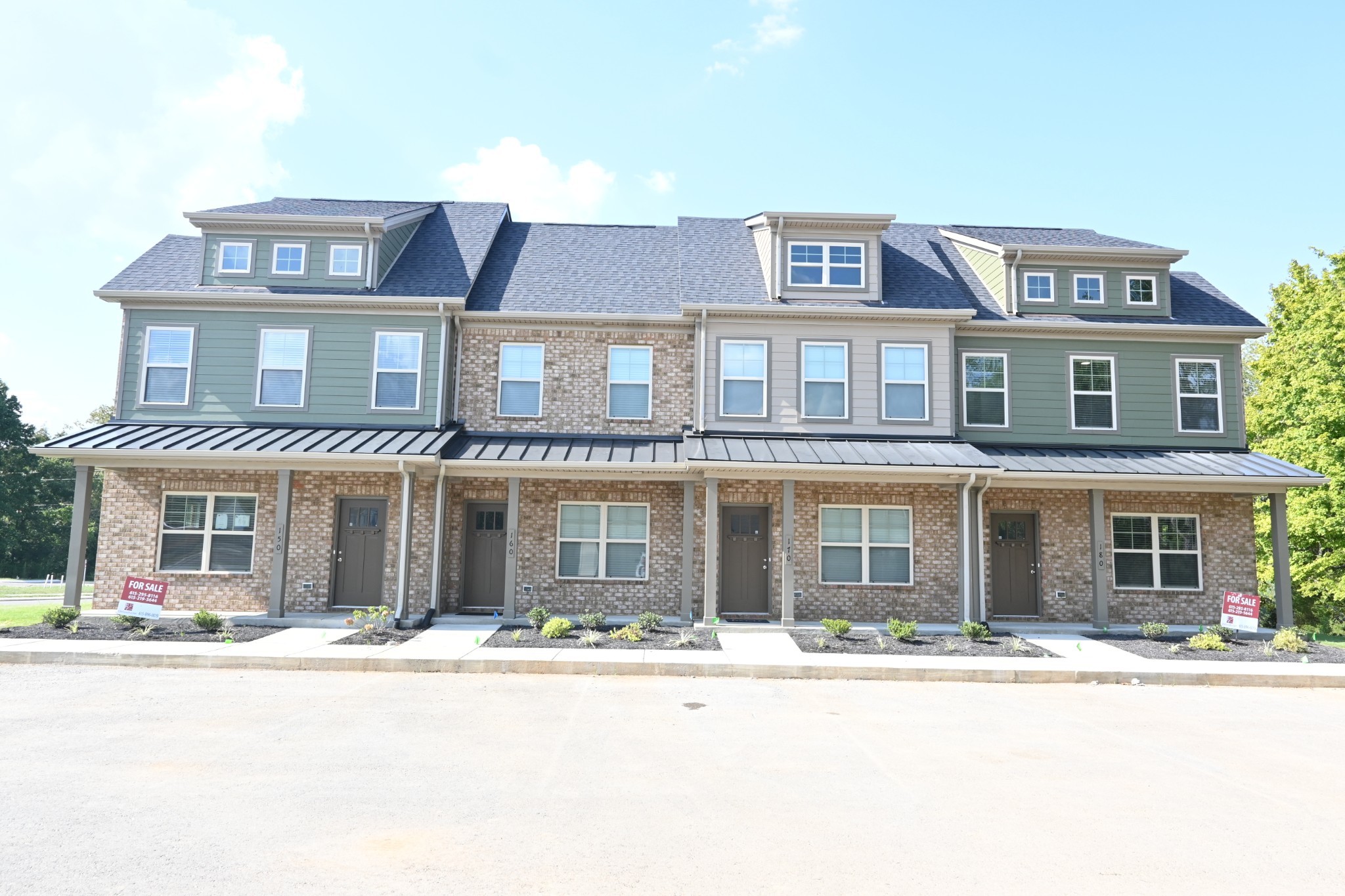 Photo of Listing #3185938