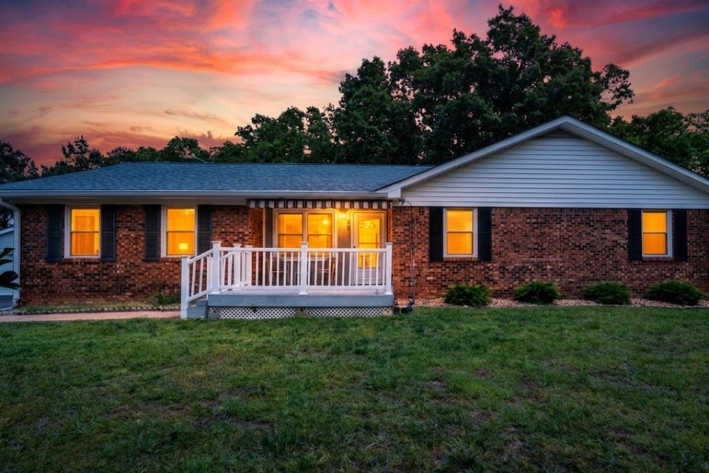190 Post Oak Ave, Camden
