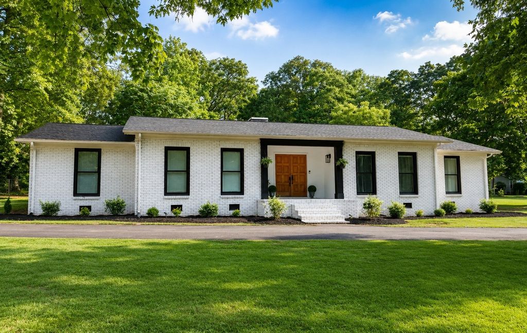 296 Big Rock Rd, Smithville