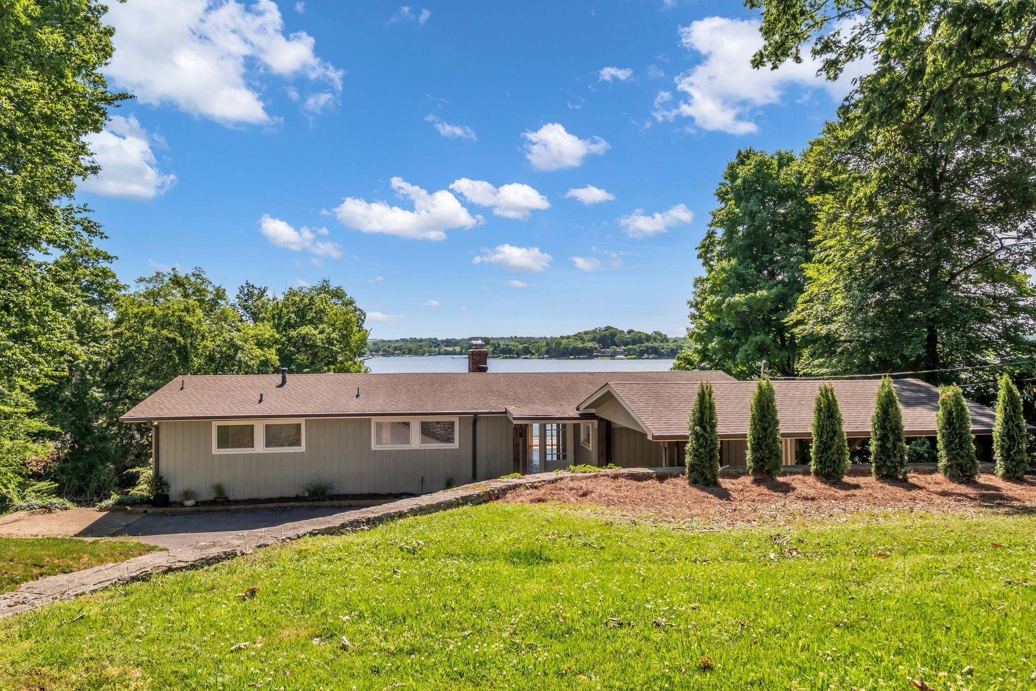 Photo of Listing #3189508