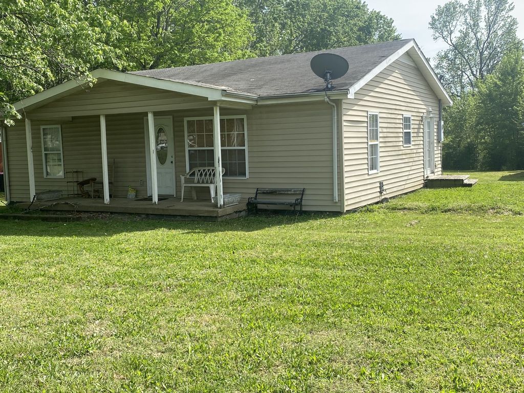 2058 Old Greenbrier Pike, Greenbrier