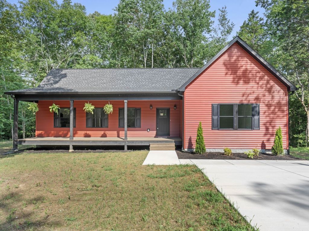 130 Deerwood Ct, Dickson