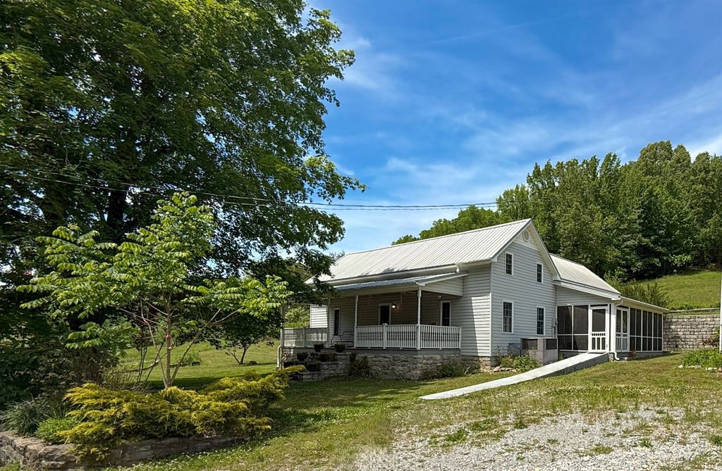143 Buford Hughey Rd, Dellrose