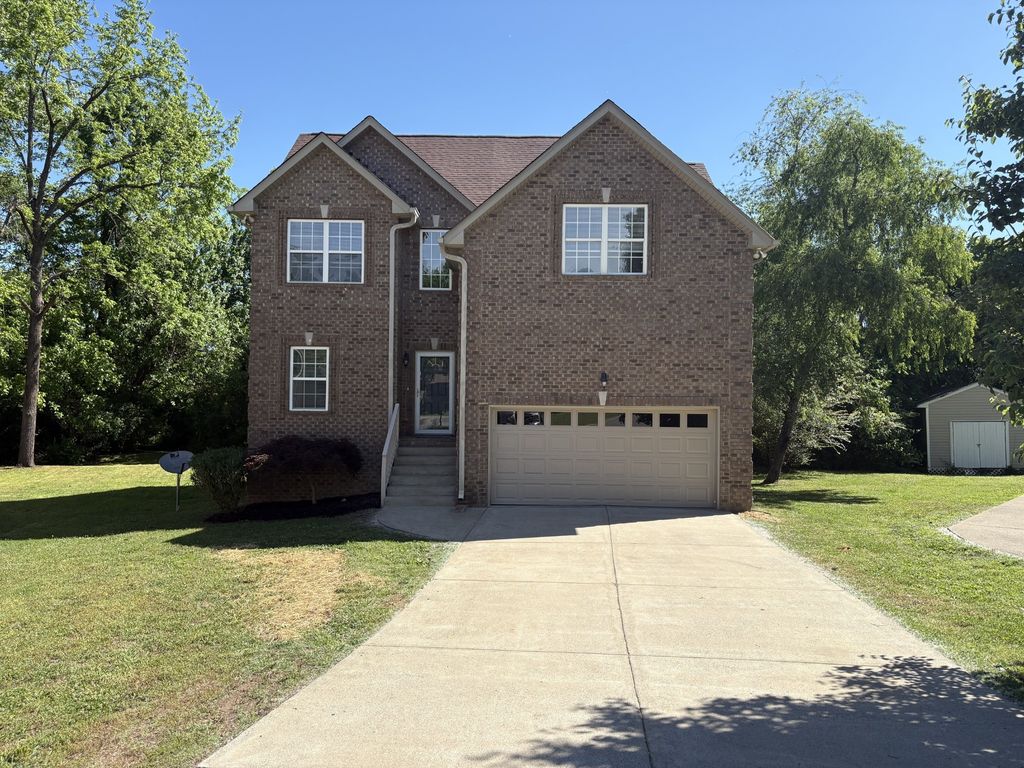 814 Sunset Pt, Mount Juliet