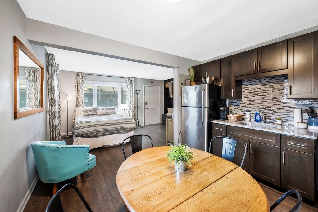 801 Hillview Hts 212, Nashville