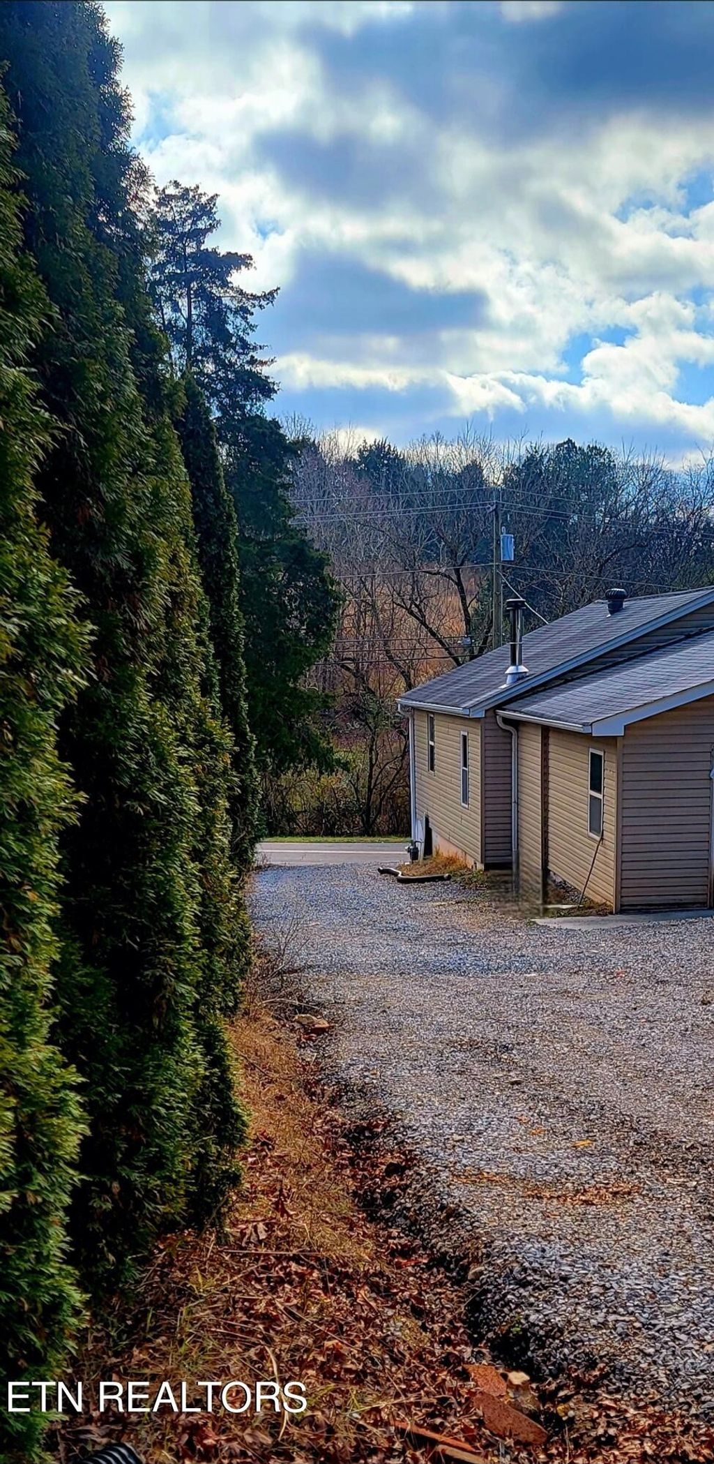 7171 Vonore Rd, Loudon