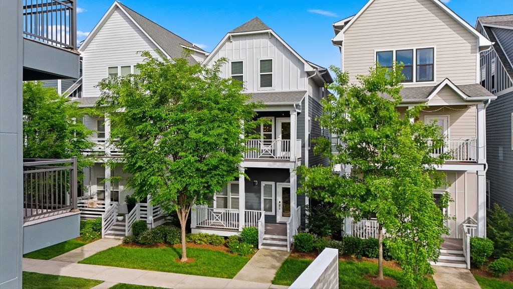 1633 54th Ave N 15, Nashville