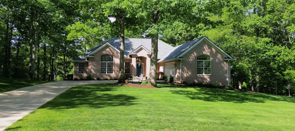 409 Legends Dr, Springville