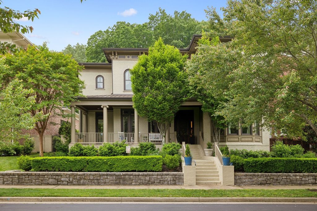 1025 Falling Leaf Cir, Brentwood