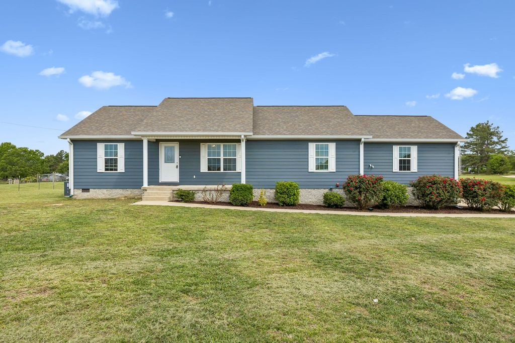 204 Brace Rd, Summertown
