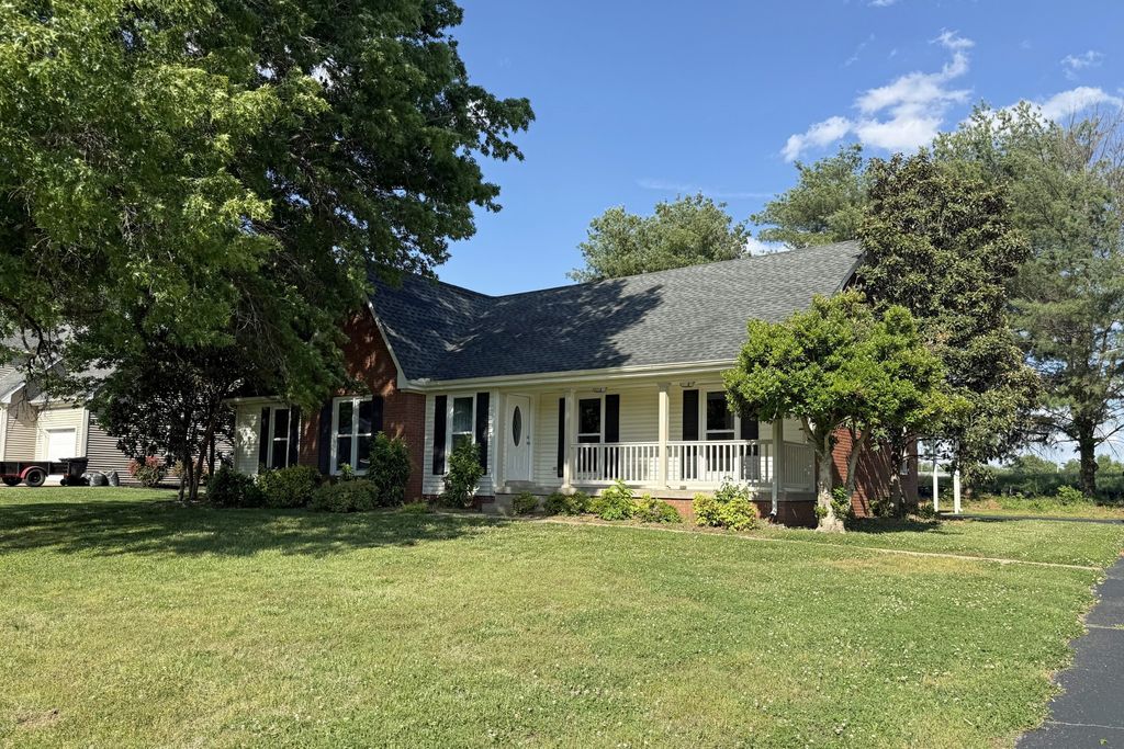 206 Stephens Hill Rd, Franklin