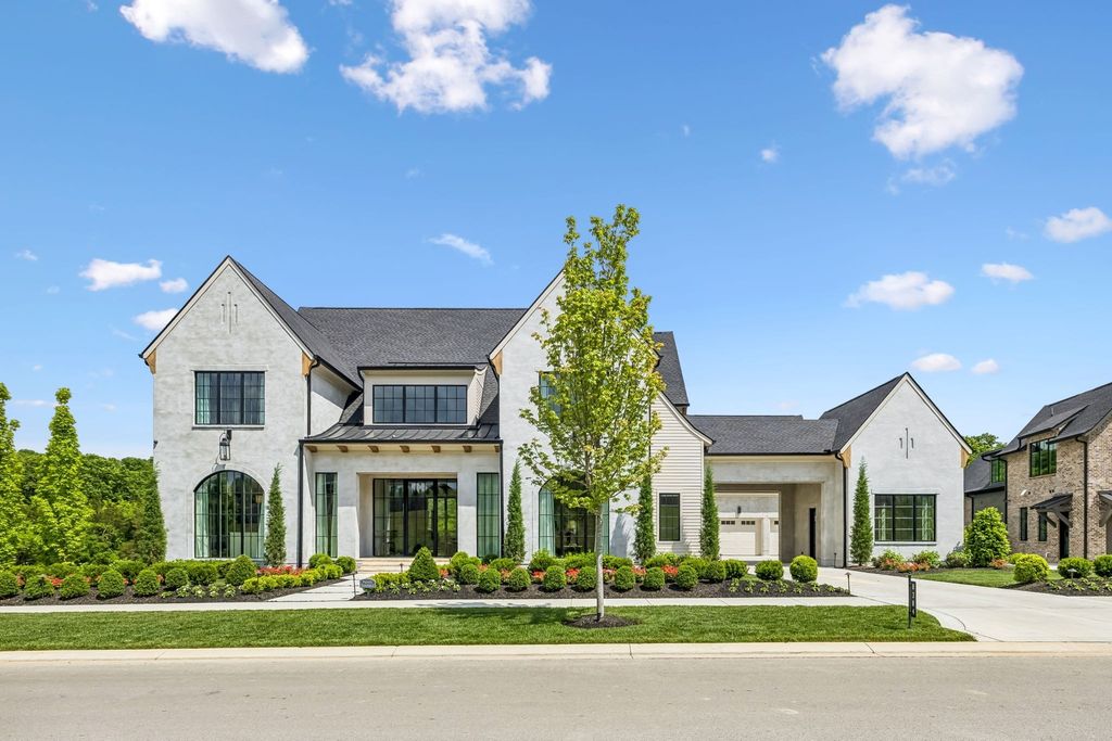 8384 Solstice Dr, College Grove