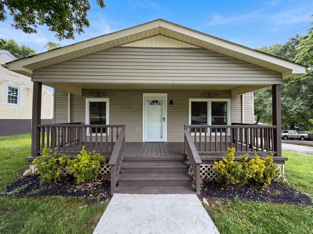 1820 Figures Ave, Columbia