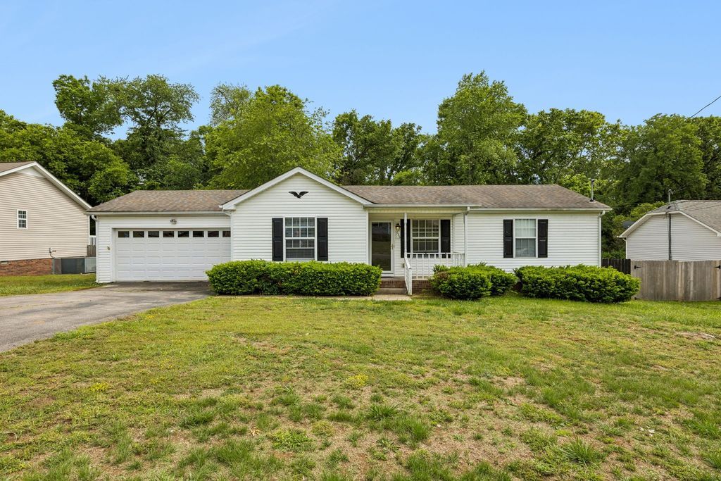 516 Winning Dr, Columbia