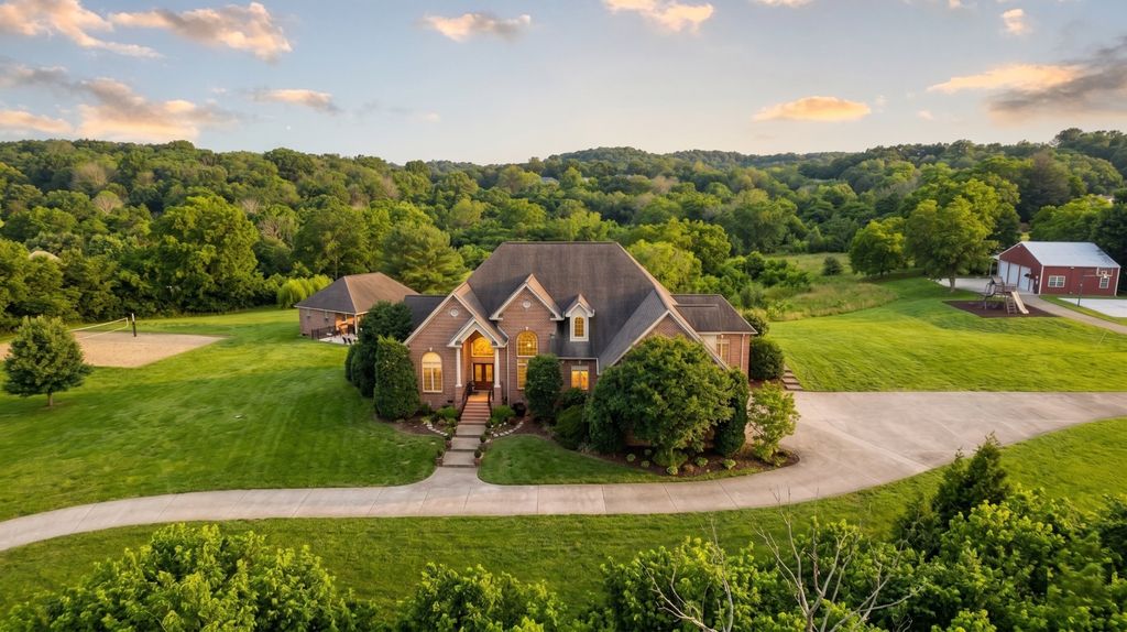 1357 Madison Creek Rd, Goodlettsville