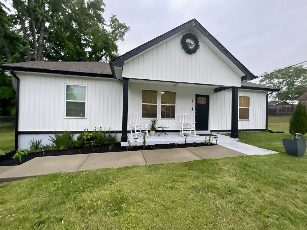 2718 Driftwood Dr, Springfield