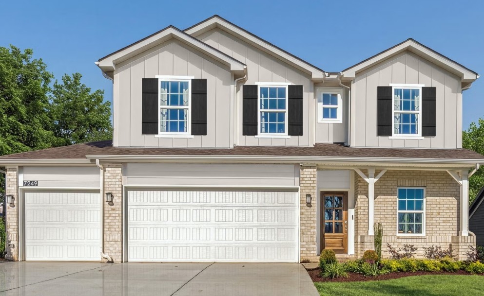 Home for sale in 7289 Fairlawn Dr Fairview, TN