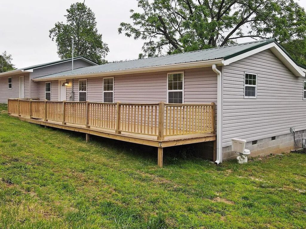 2352 Highway 68, Turtletown