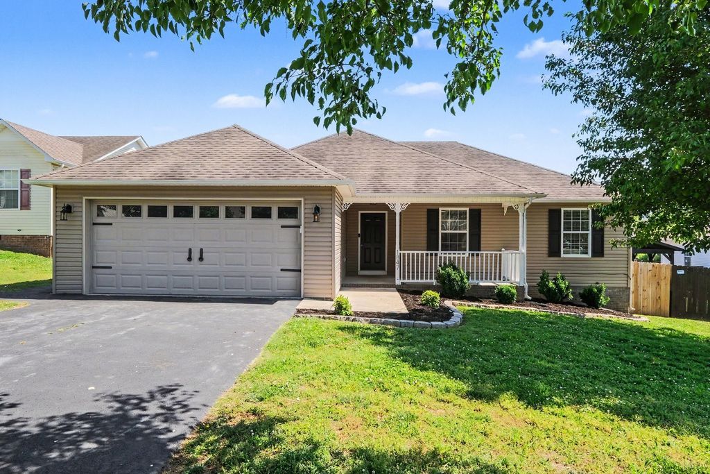 1847 Emily Ln, Columbia