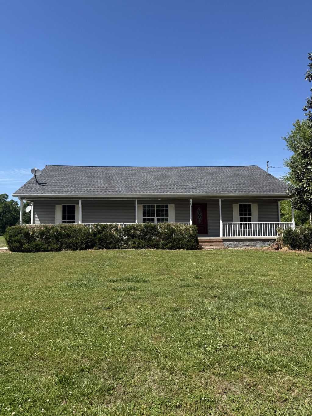126 Simmons Ln, Shelbyville