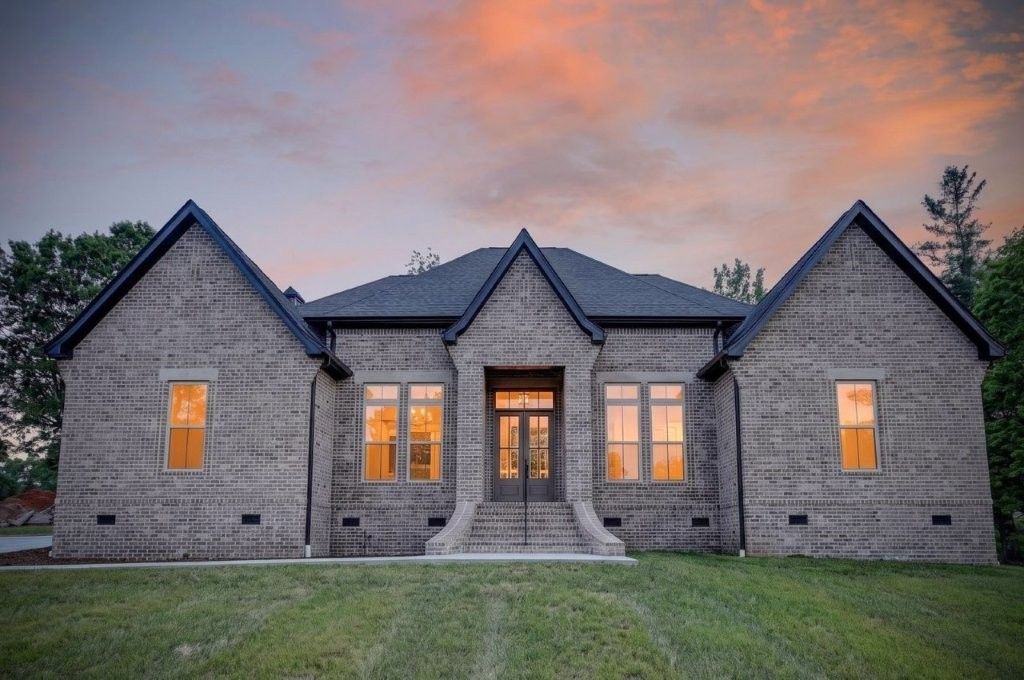 343 Riverbend Country Club Road, Shelbyville