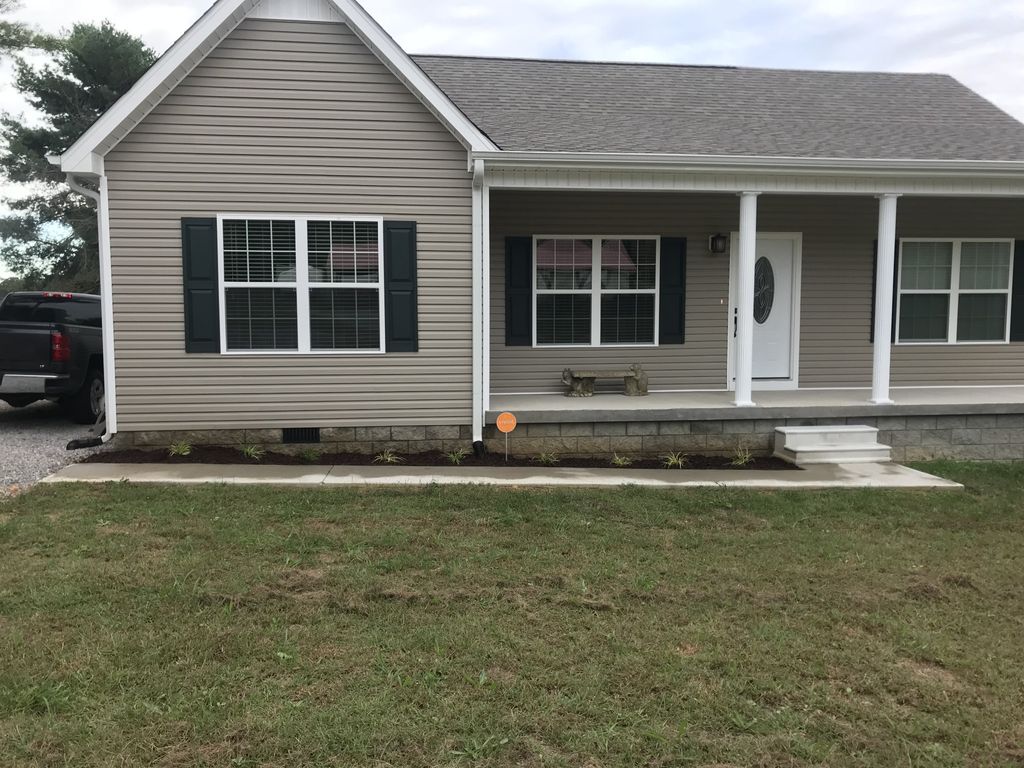 145 Michael Cir, Lawrenceburg