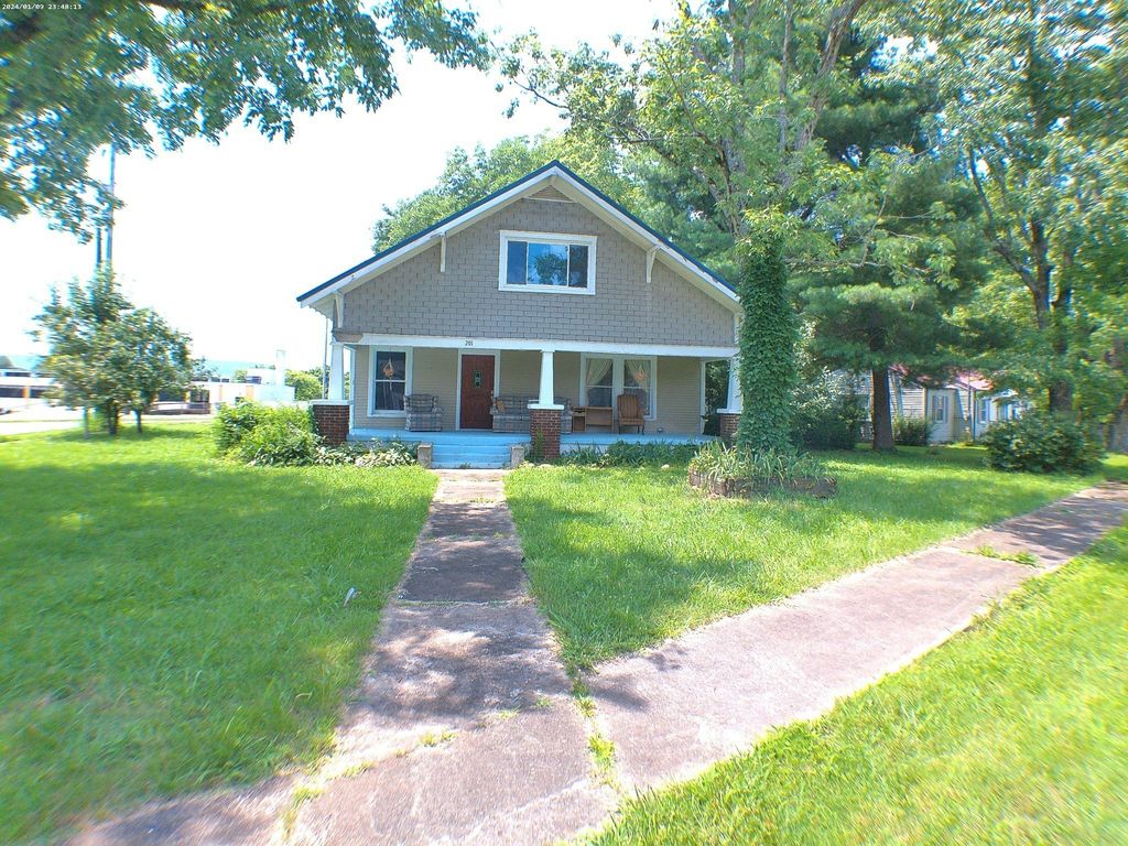 201 Hodges St N, Cowan