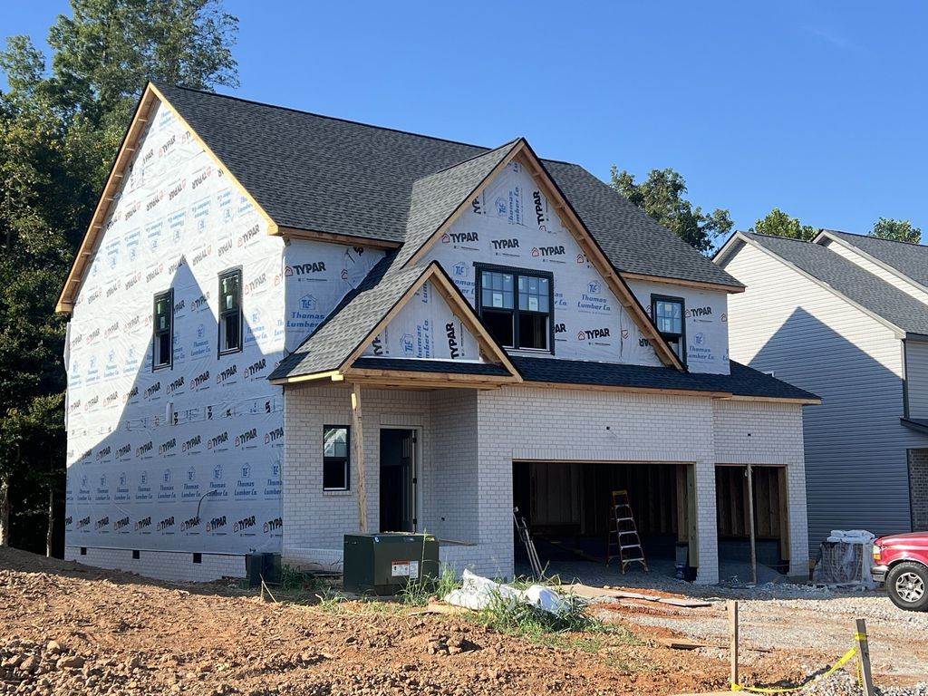 590 Pongracz Way, Clarksville