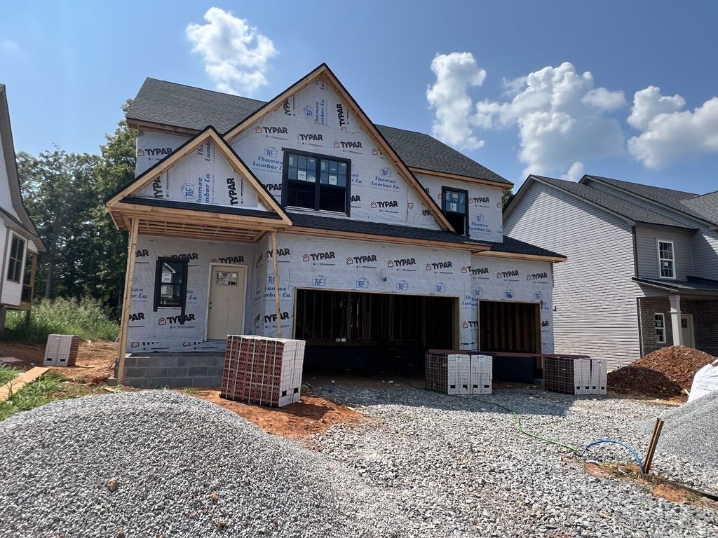 590 Pongracz Way, Clarksville
